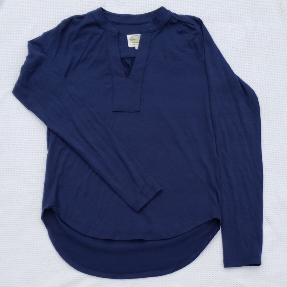 Ramblers Way Long Sleeve V-neck